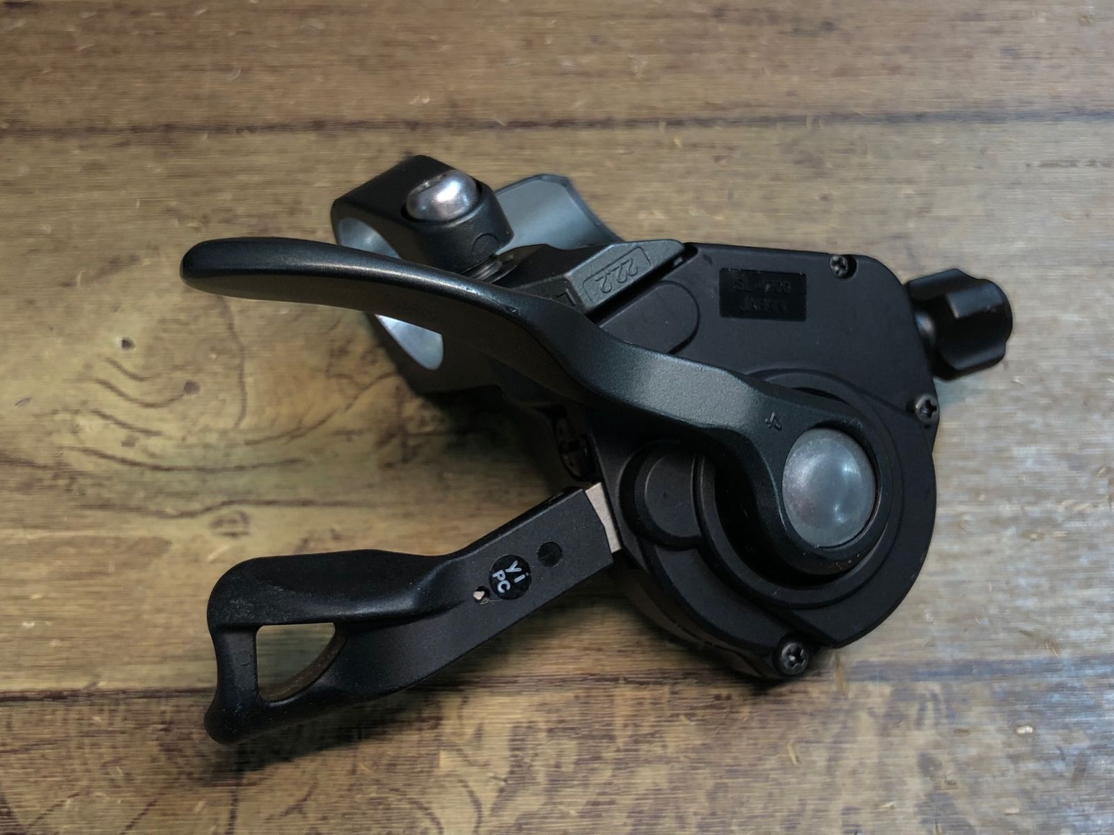 Shimano Tiagra シフター　4700系 シマノ TIAGRA SL-4700｜上位グレードの機能を多く踏襲した変速