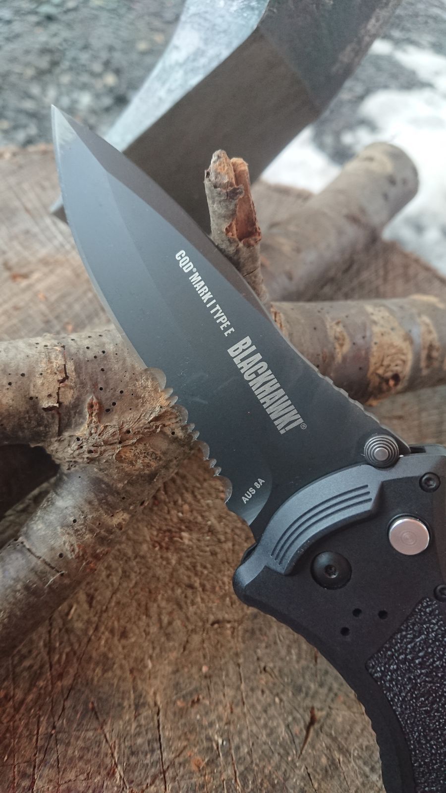 ラスト1個 新品 BLACKHAWK フォールディングナイフ ブラック