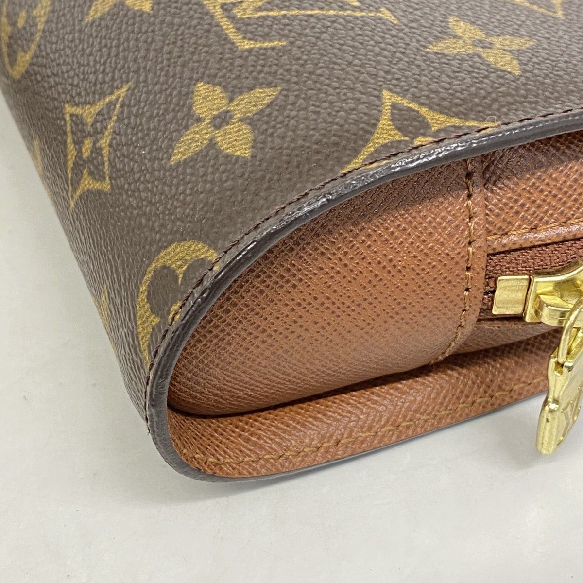 ブラウン レディース