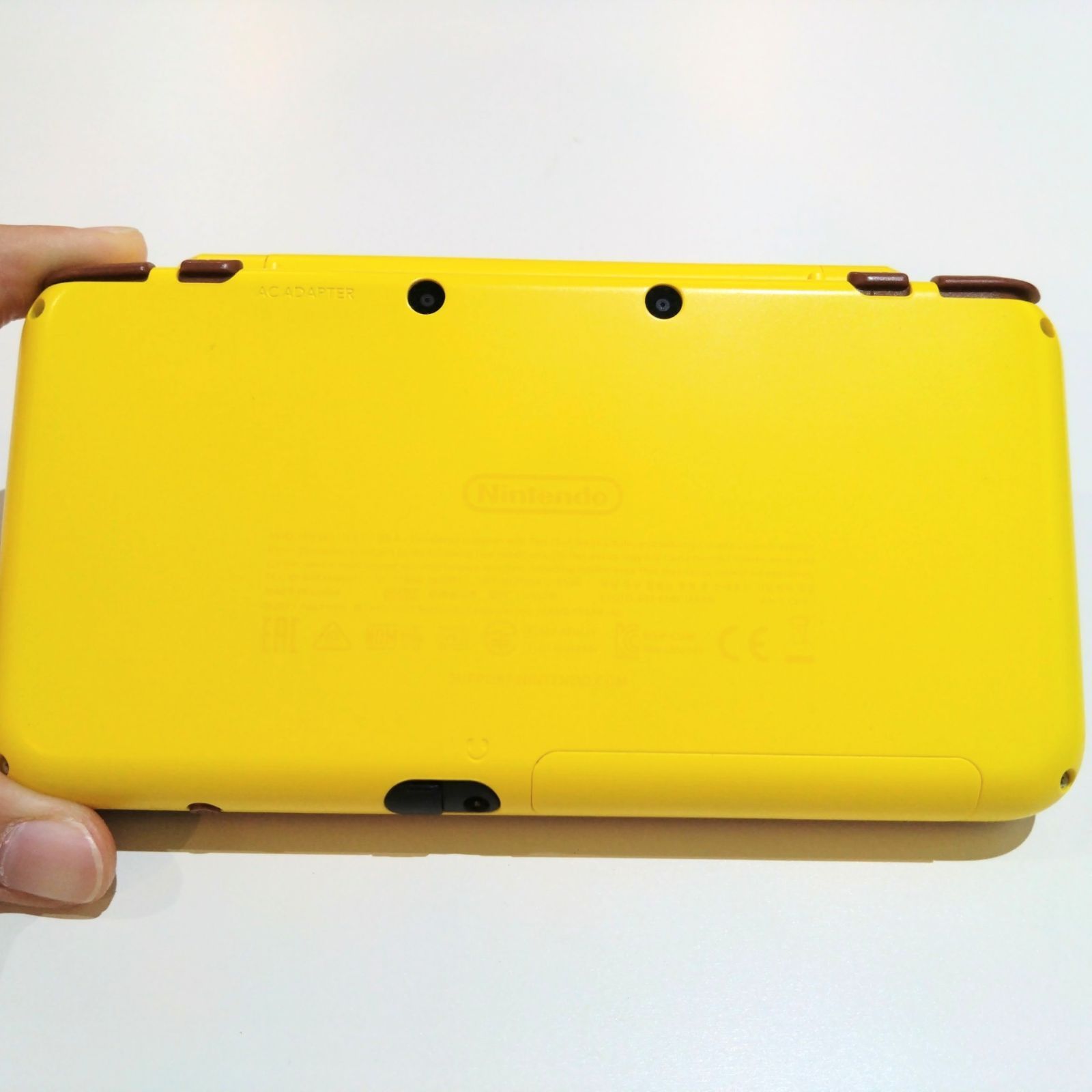 68 Newニンテンドー2DS LL ピカチュウエディション ポケモン 