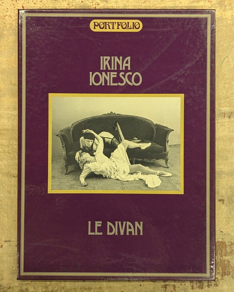 【Irina Ionesco：Le Divan. - portfolio-.】 Irina Ionesco PORTFOLIO IRINA ベスト IONESCO : LE DIVAN Irina