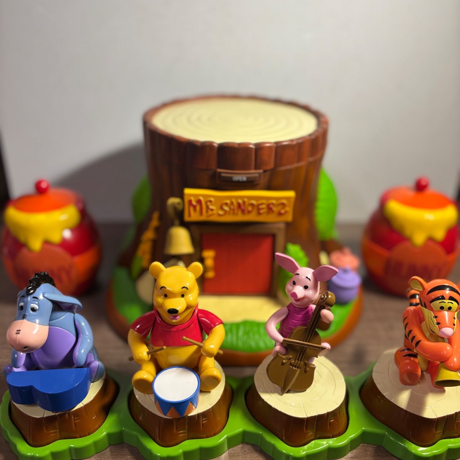 Disney ディズニー クマのプーさんバンド ディズニーキャラクター CDプレーヤー き