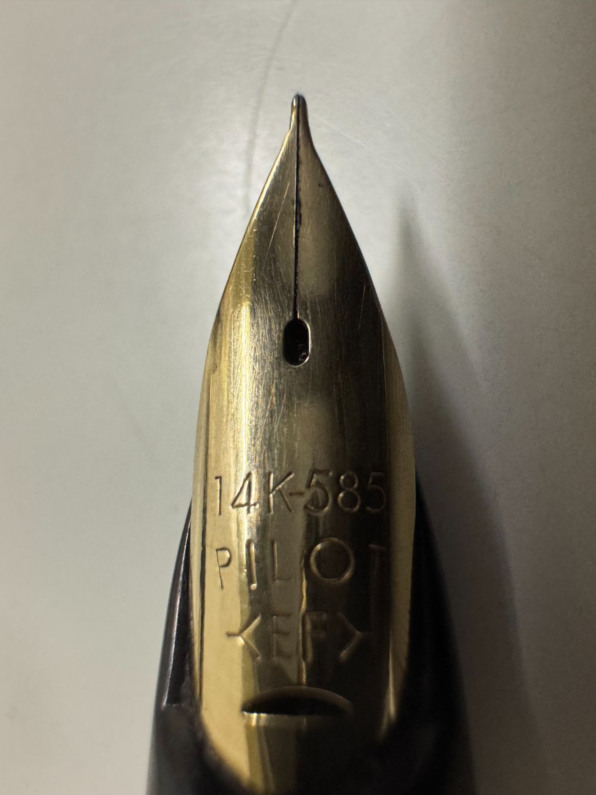 パイロット14K-585