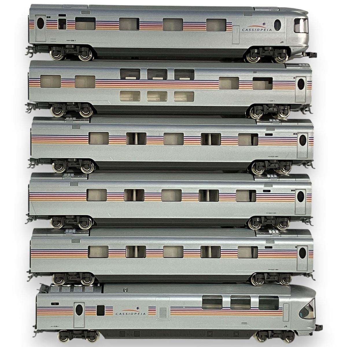 KATO Nゲージ10-399E26系特急寝台客車「カシオペア」 6両基本セット N) 10-399 JR東日本 E26系特急形寝台客車「カシオペア」6両基本
