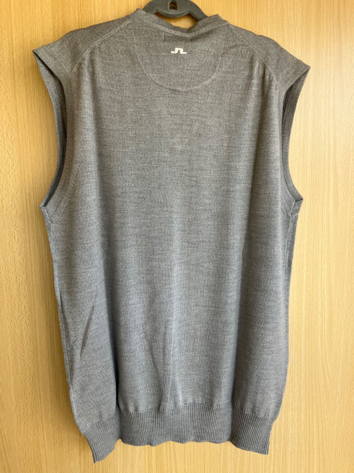 J.LINDEBERG ゴルフウェア ベスト Ｌサイズ 071-43270-48-012 即 不可 WHITEMONARCHHOTEL_COM