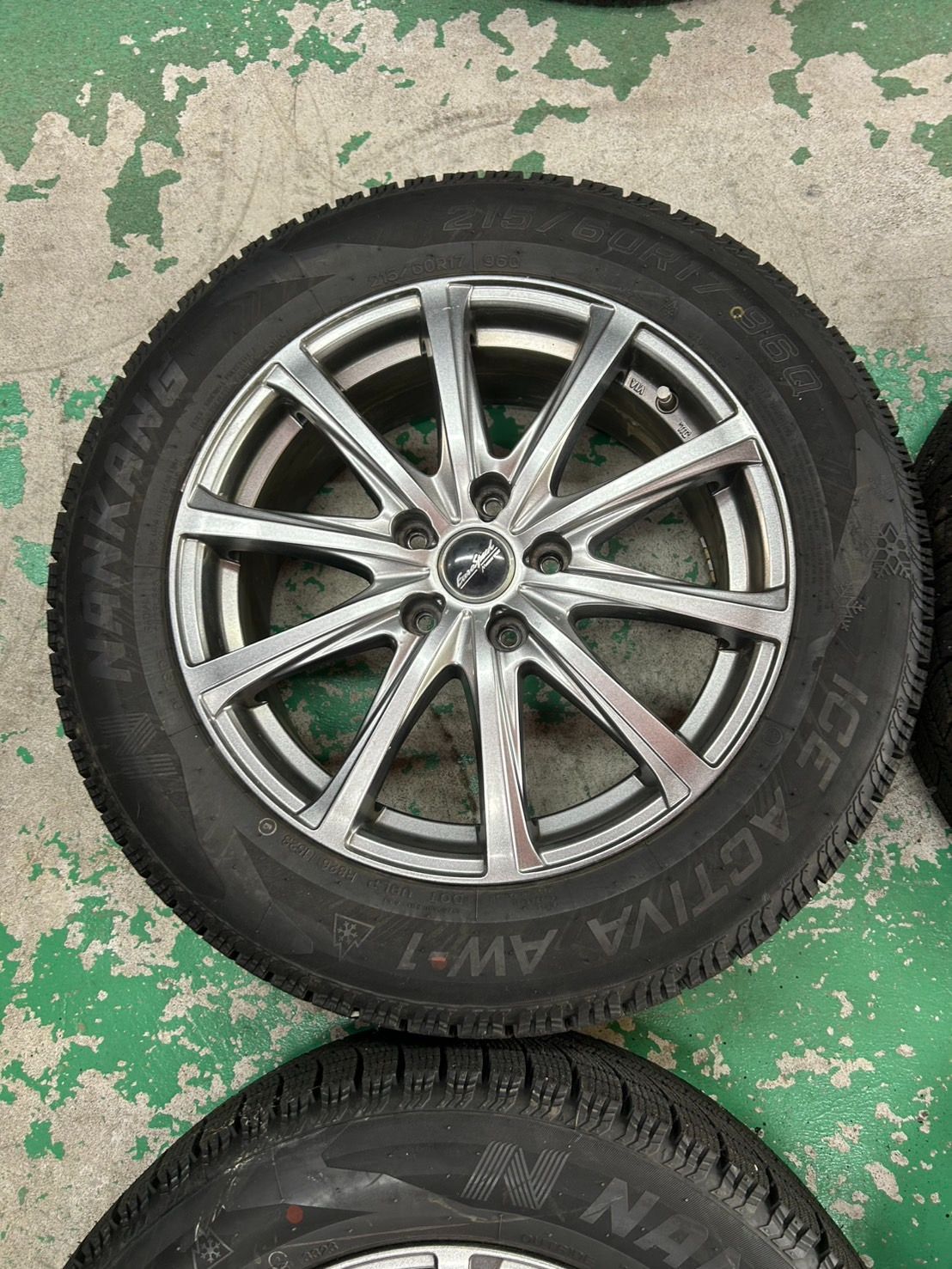 安い！かわいい！ EuroSpeed ユーロスピード 17×7J 55 5H114.3 × NANKANG ICE ACTIVA AW-1 215 60R17 スタッドレス 4本セット