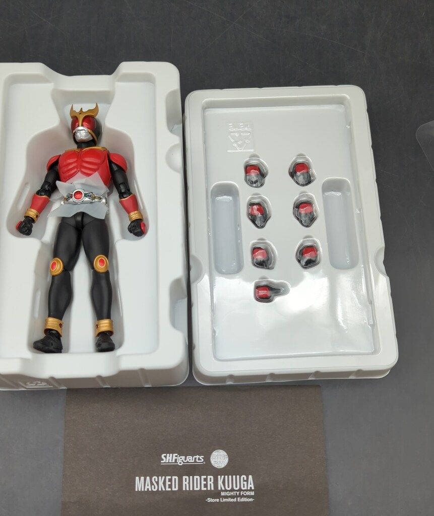 仮面ライダークウガ マイティフォーム-Store Limited Edition 仮面ライダークウガ マイティフォーム -Store Limited Edition