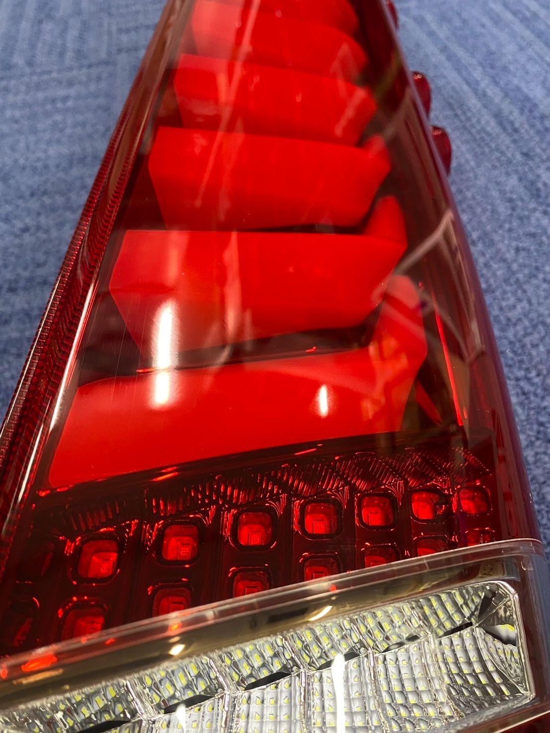 ブラッククローム