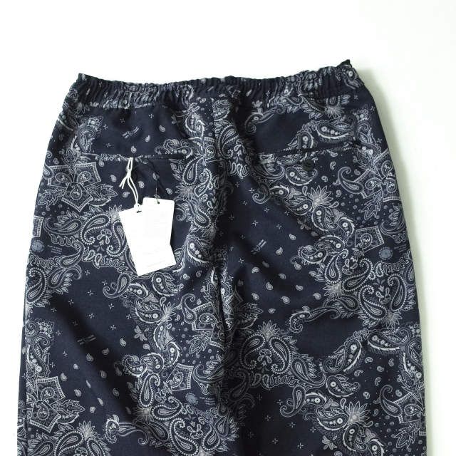 新品 yoshio kubo PAISLEY TWILL TUCK PANTS - Loop - メルカリ