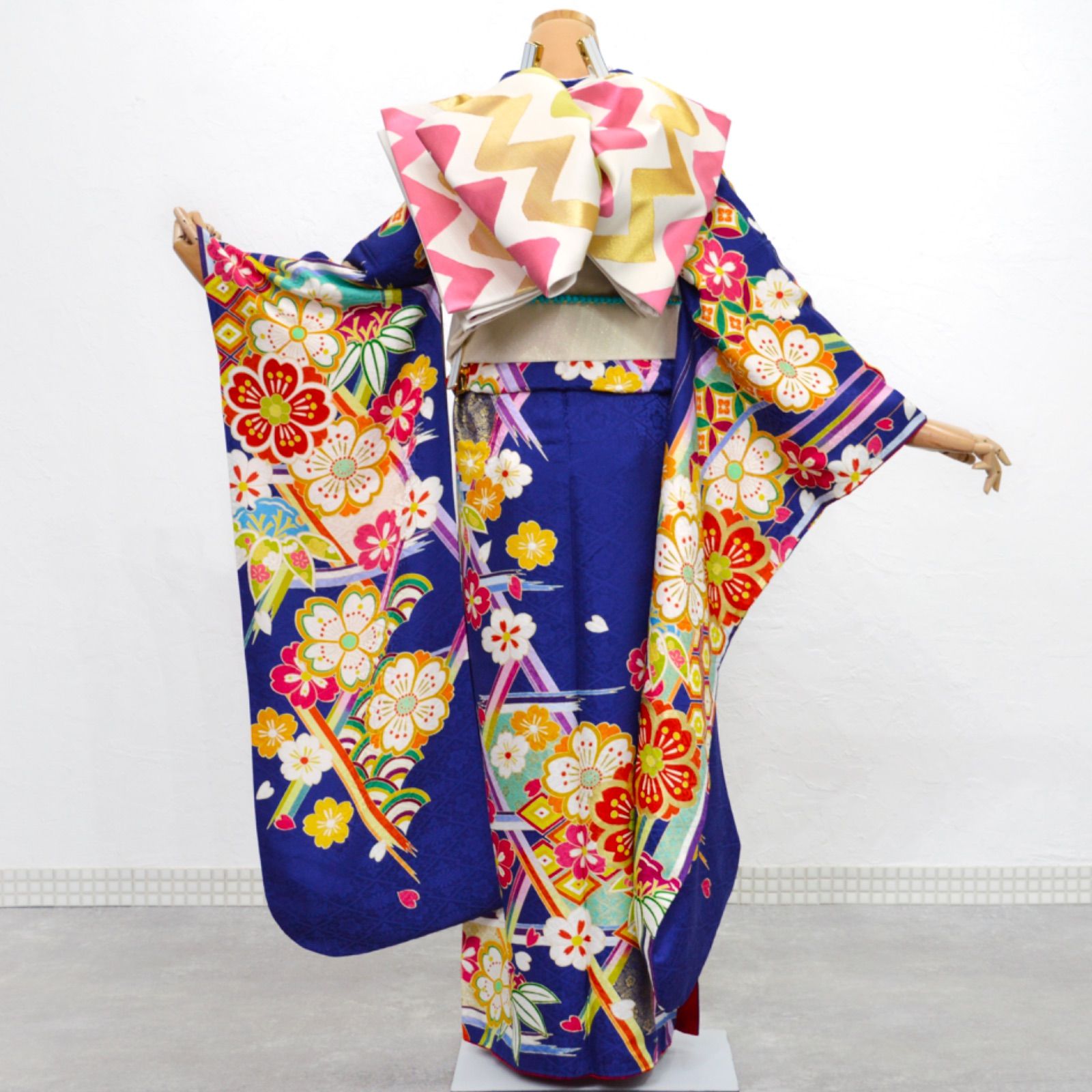 美品》正絹 振袖6点セット S〜Lサイズ 成人式 振袖セット パールトーン