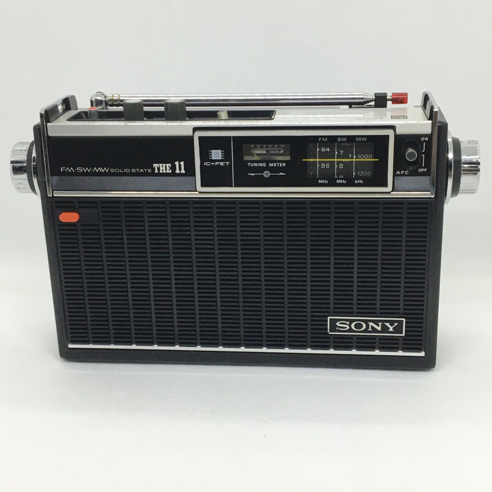 多少のやれが有りますが悪くありません。ソニーTHE11初期型 動作品】整備品 SONY ICF-1100 THE11 FM/MW/SW 3バンドラジオ