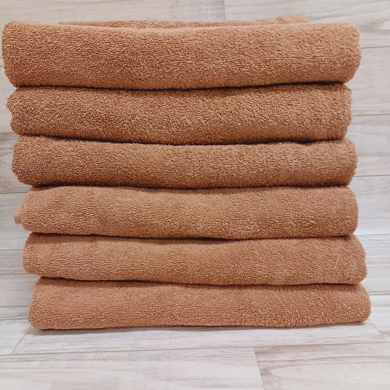 プロ仕様、業務用バスタオル 1200匁ライトブラウン60枚セット！！ プロ仕様、業務用バスタオル 1200匁ブラウン10枚セット！！ - メルカリ