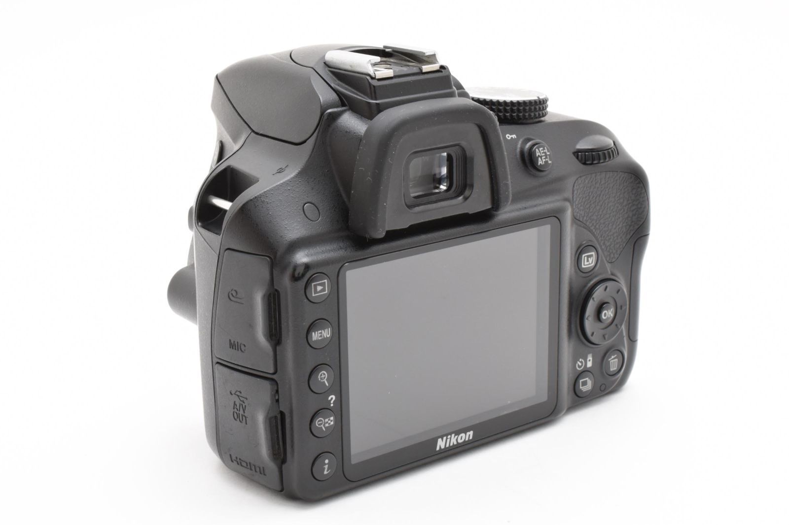 ☆極上品☆ 【ショット数 11,775回】 ニコン NIKON D3300 ボディ