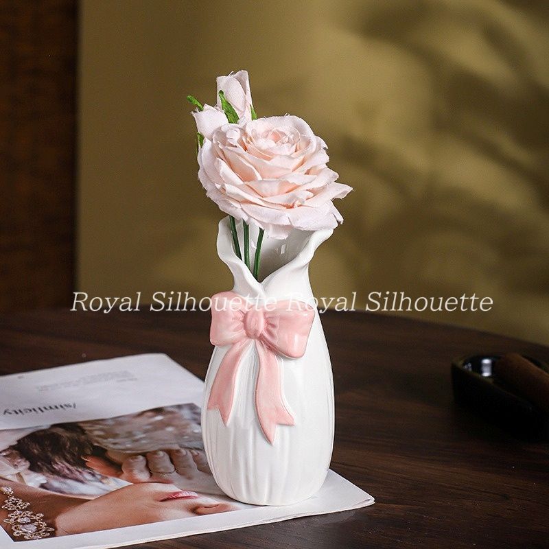 フラワーベース 置物 花瓶 ホワイト 白 リボン 寝室 玄関 個性的