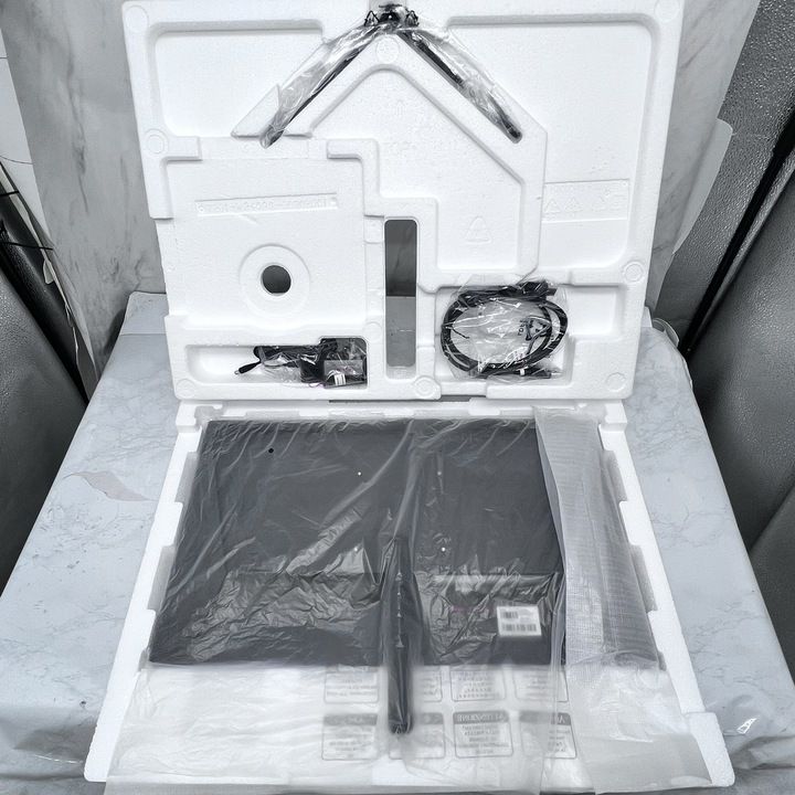 PX243 ゲーミングモニター