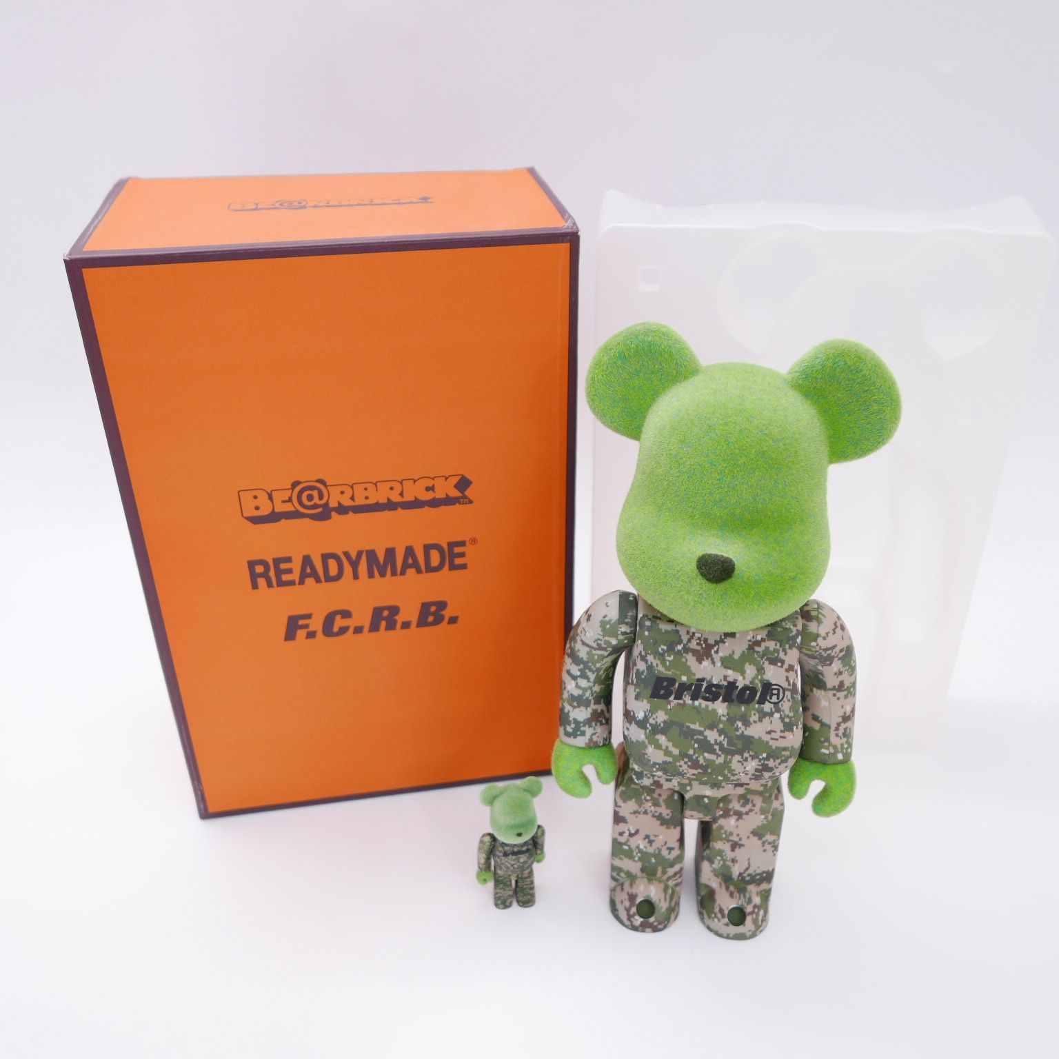 BE@RBRICK F.C.Real Bristol READYMADE MEDICOM TOY Figure ベアブリック FCRB ブリストル  100％ & 400％ フィギュア GREEN迷彩