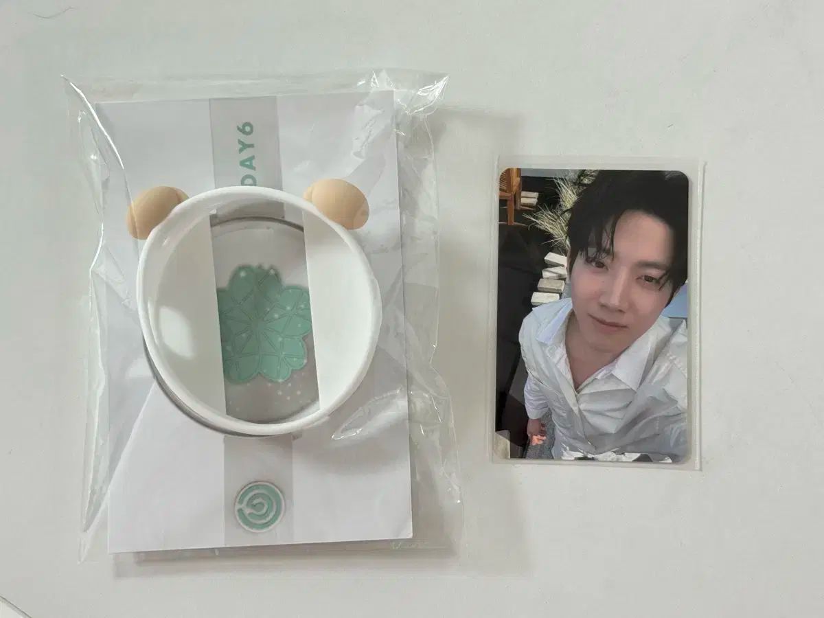 Day6 dowoon ドウン set ランダム トレカ 日本 DAY6(デイシックス) フォーエバー・ヤング ドウン(DOWOON