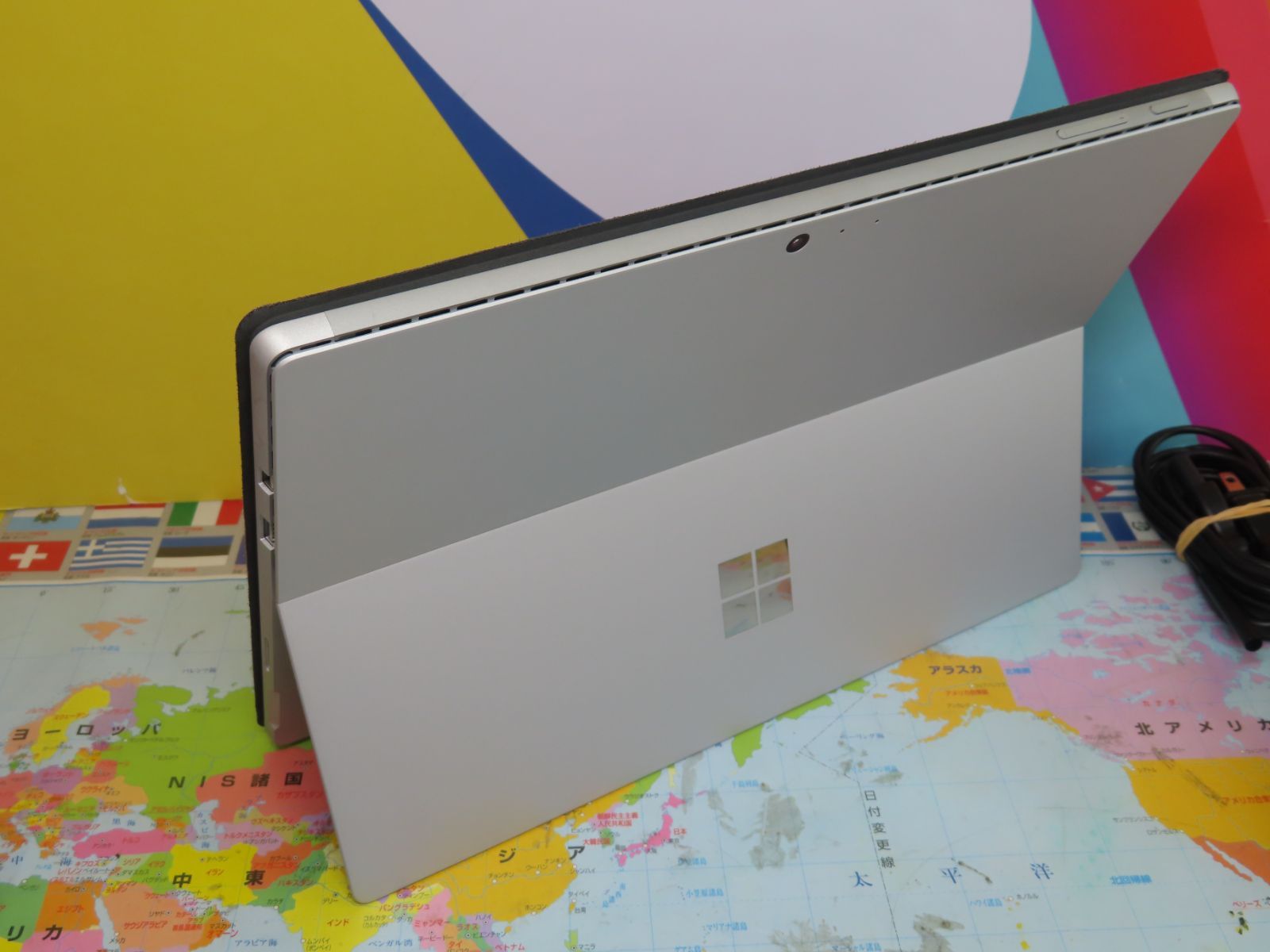 マイクロソフト 綺麗 美品 Surface Pro5 SIM搭載 Win11
