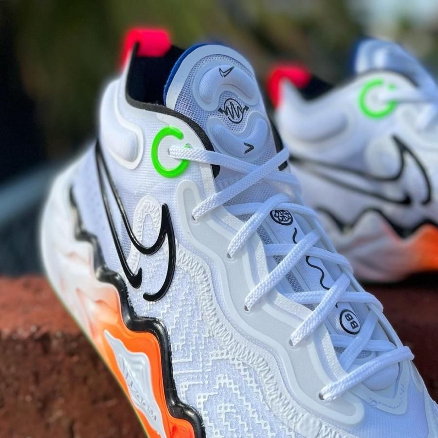 NIKE AIR ZOOM G.T. RUN 'WHITE MLUTI NEON' ナイキ エア ズーム GT