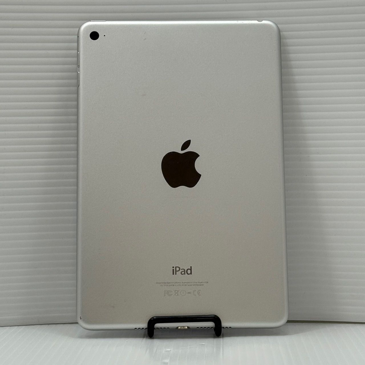 ☆iPad Mini 4 WIFIモデル シルバー128GB（MK9P2J/A）Model