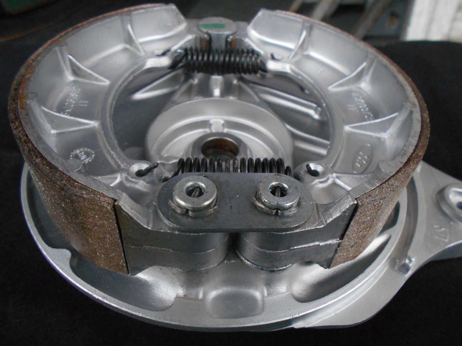 純正 メルカリのみで販売