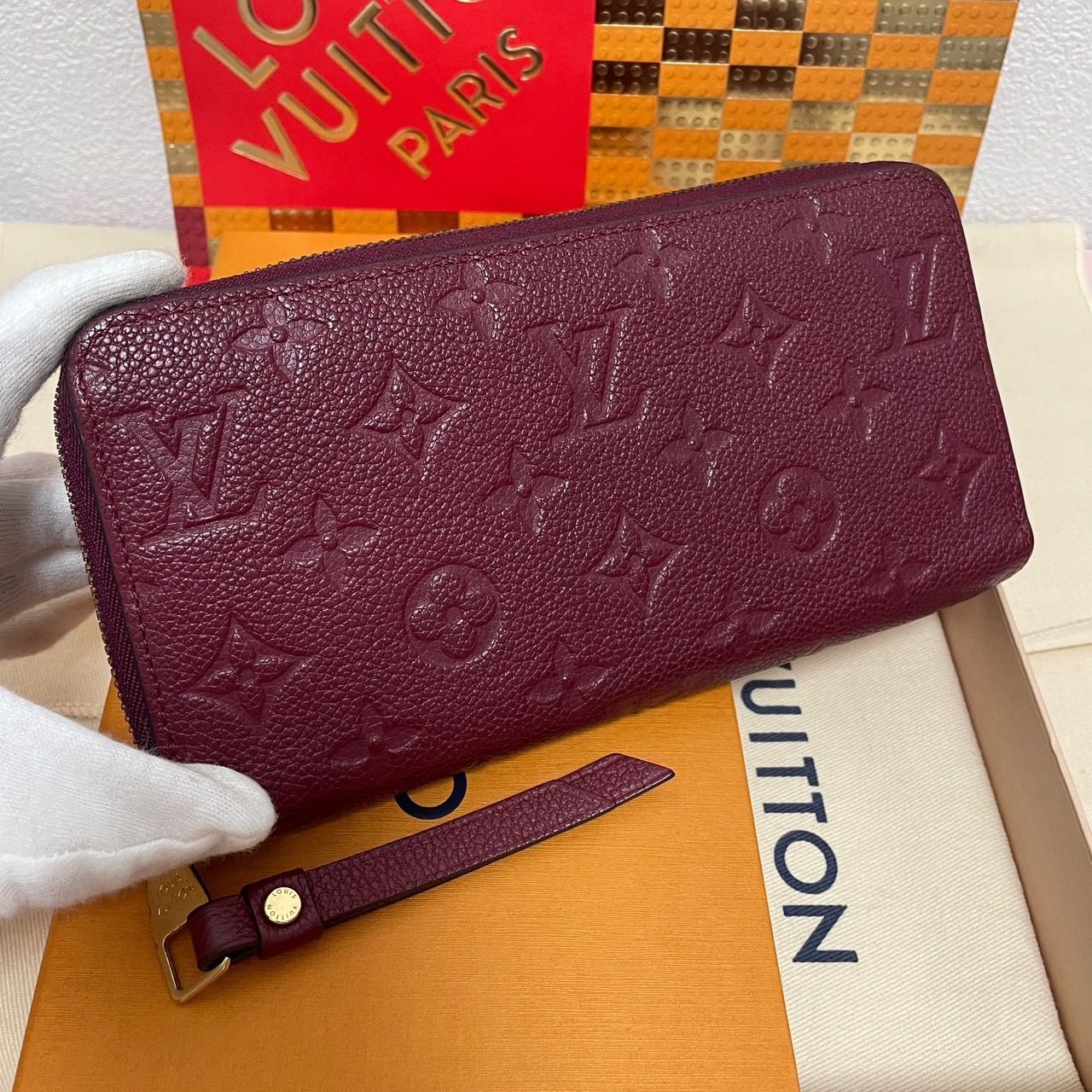 極上美品】ルイヴィトン モノグラム アンプラント ジッピー 長財布 