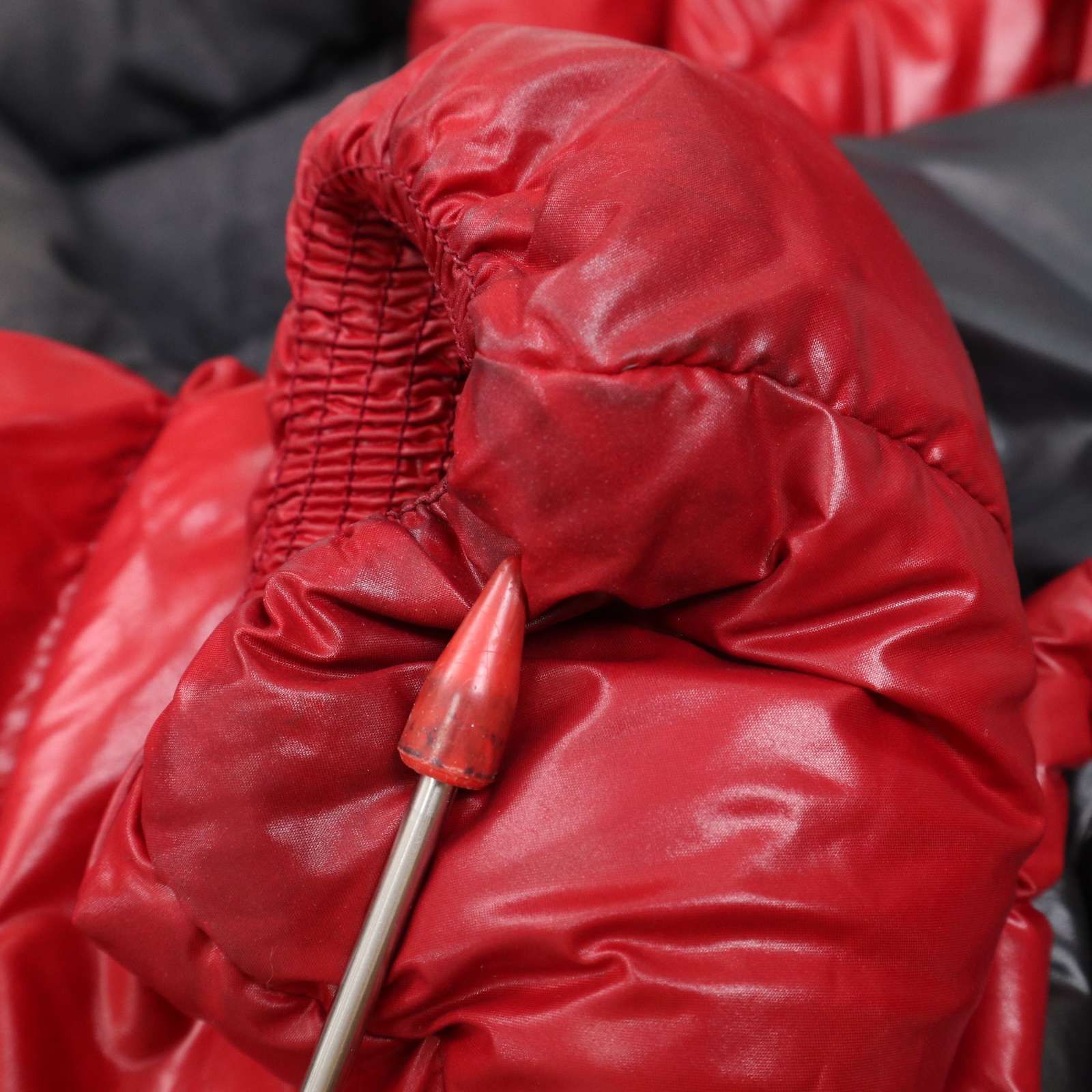 デュベティカ　THIACINQUE ダウンジャケット　♡ 赤 デュベティカ THIACINQUE ダウンジャケット ♡ 赤 DUVETICA - ✨新品