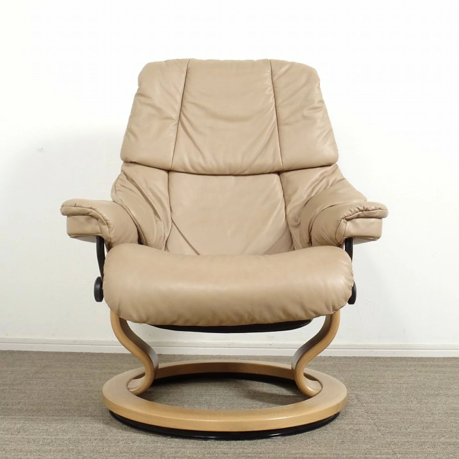 M うかっ エコーネス ストレスレス レノ 美品