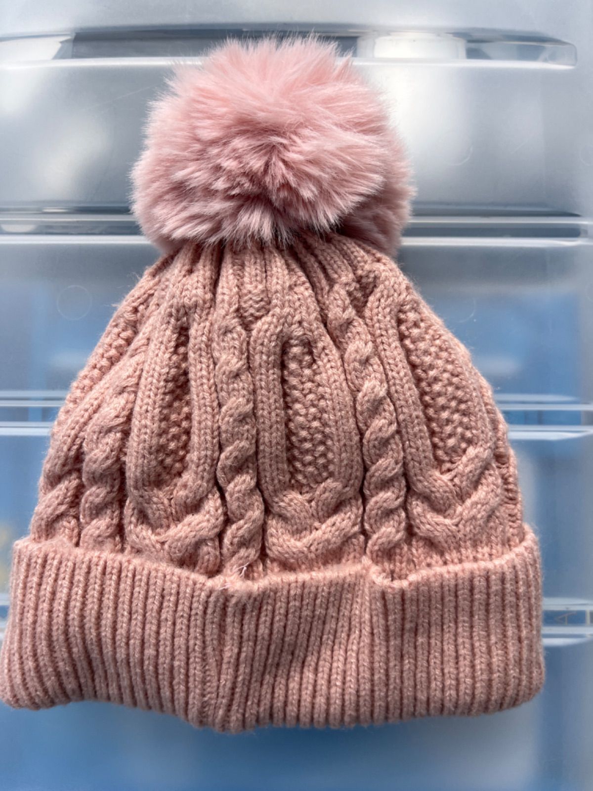 MONCLER ニット帽 ポンポン付き 薄ピンク MONCLER ニット帽 ポンポン