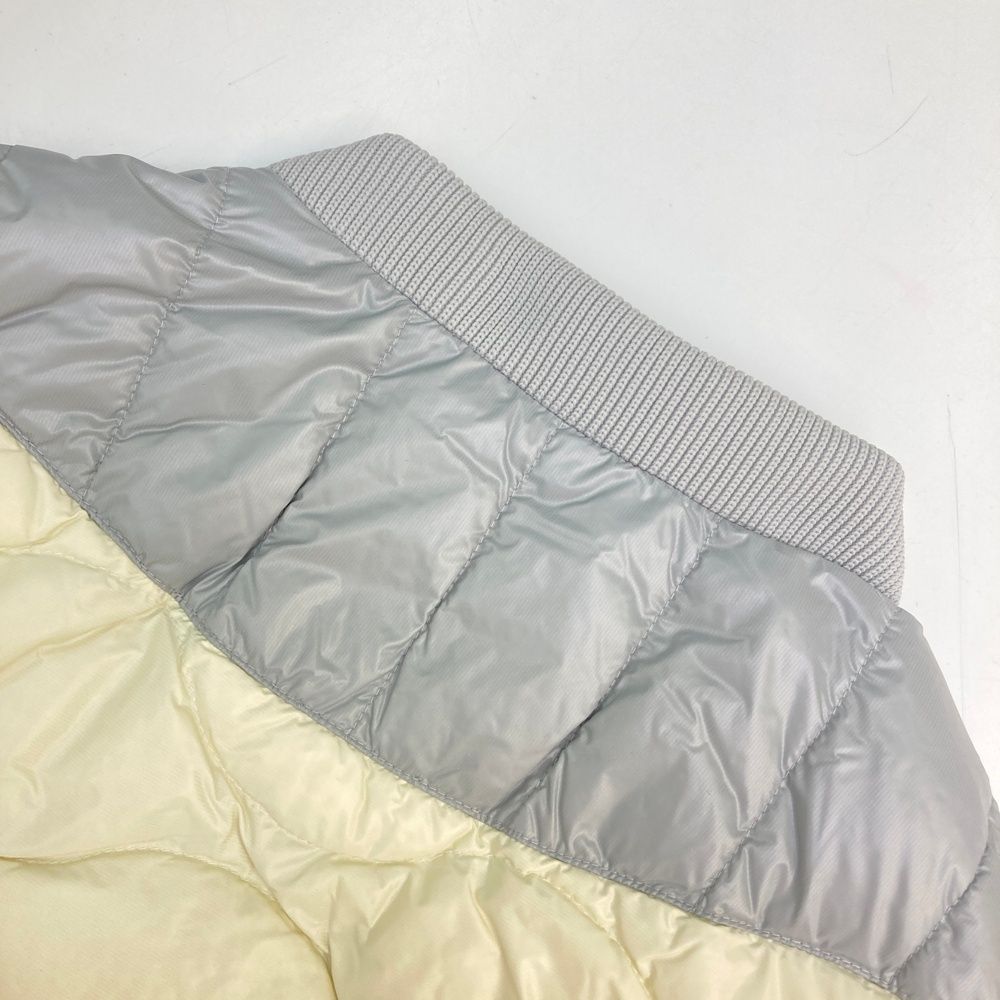 ダウンジップベスト