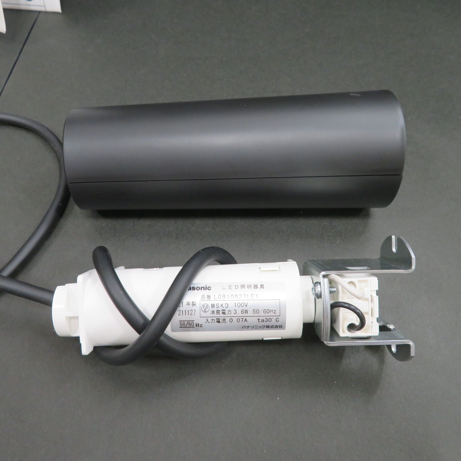 コンパクト ペンダント