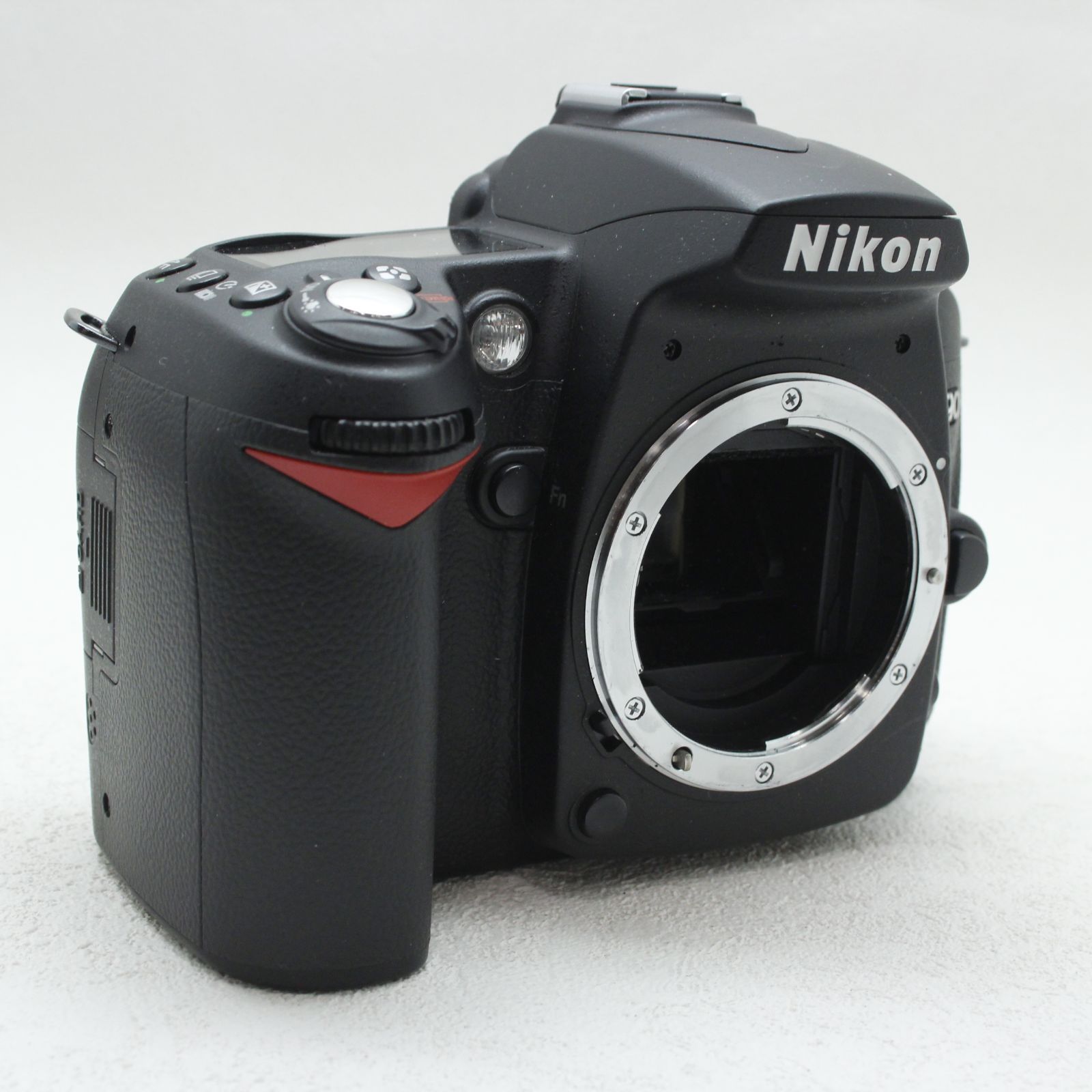 大人気 Nikon D90 ボディ　 Nikon D90 ボディと望遠レンズセット カメラ