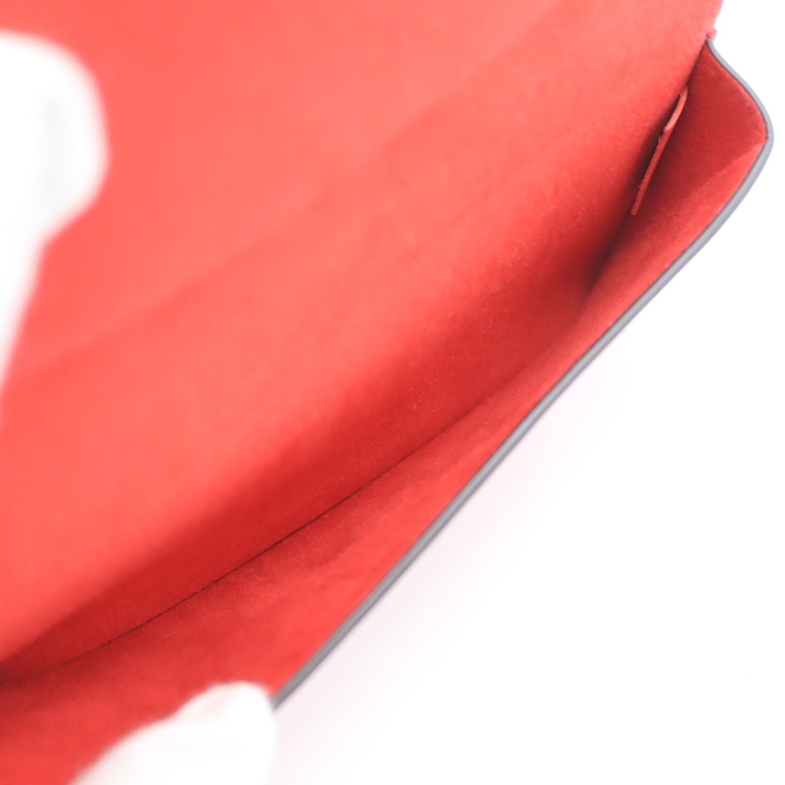 ルイヴィトン LV