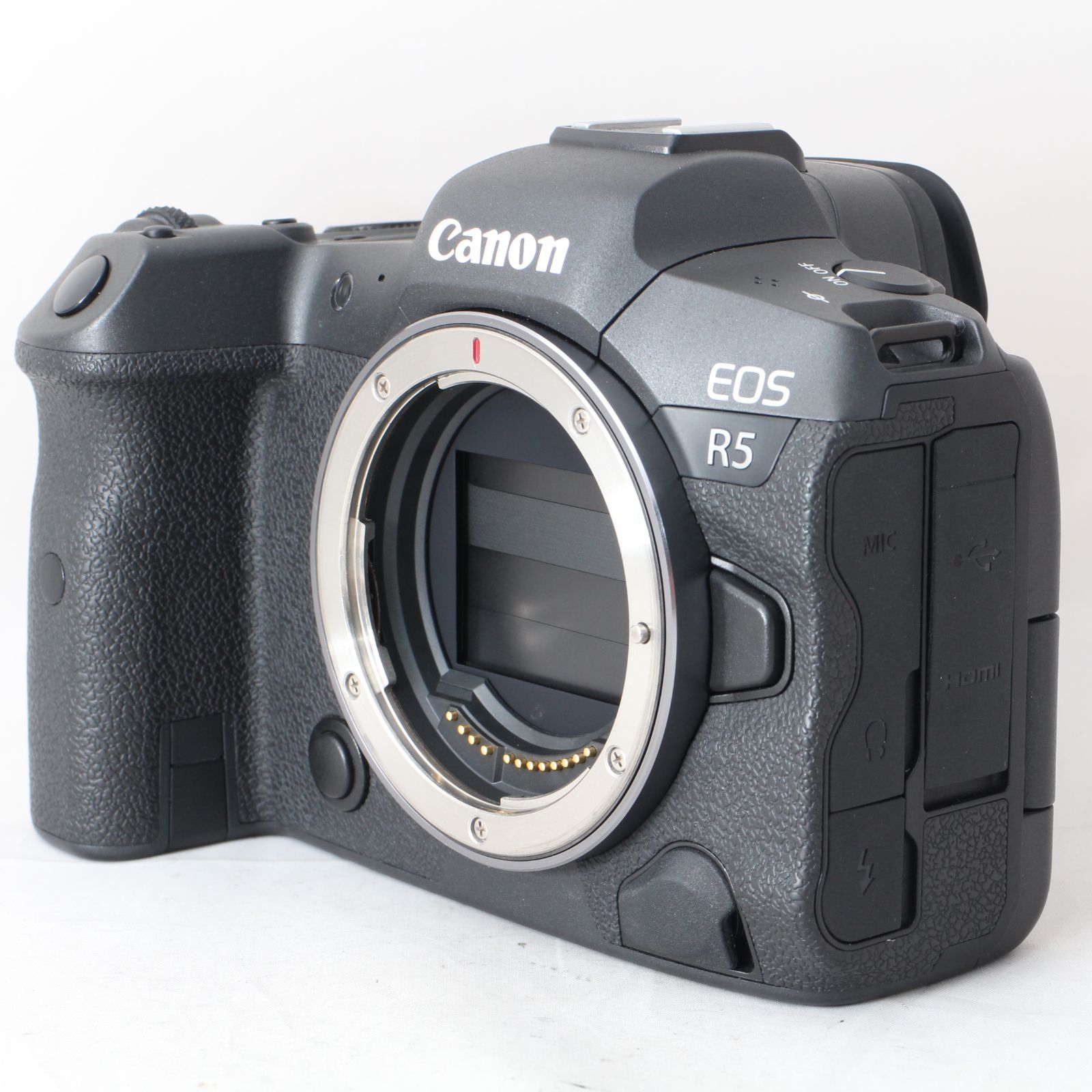 ☆美品・ショット数13000☆ Canon EOS R5 ボディー EOSR5 ミラーレス 