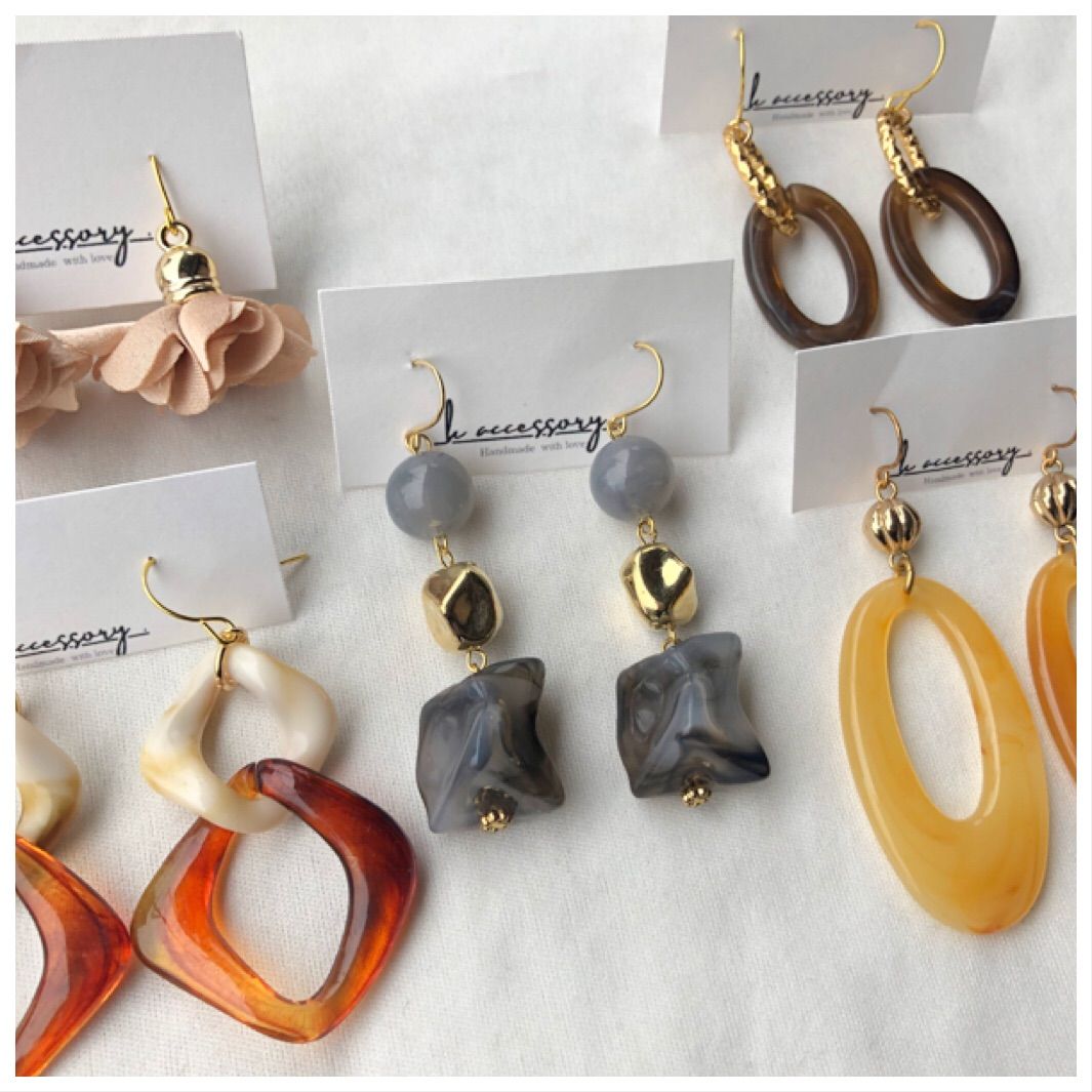 Open記念]大ぶり ピアス まとめ売り アクリルパーツ フリンジ メルカリShops