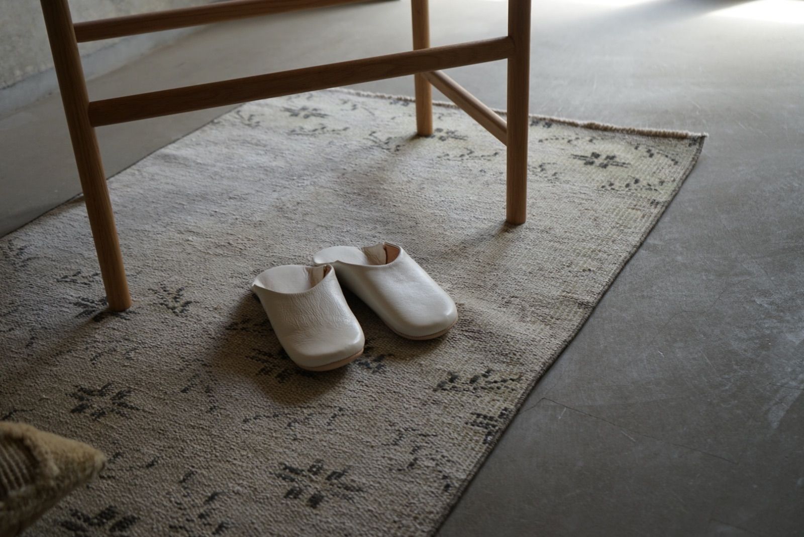 ヴィンテージラグ トルコ イスパルタ モスグリーン 1970年代 169