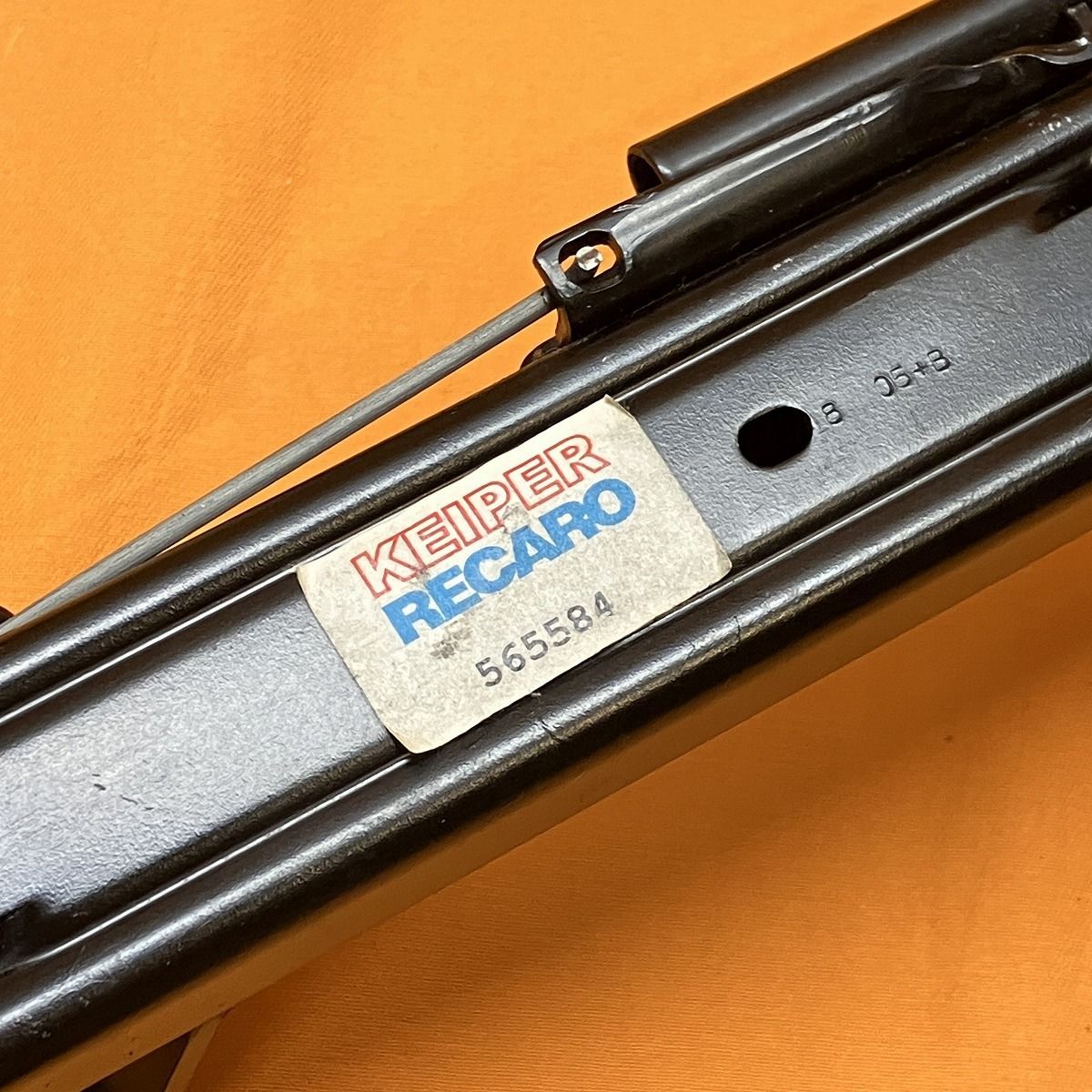 R32スカイライン用　レカロシートレール正規品運転席用 カワイ製作所 スカイライン R32 R33用 シートレール 運転席
