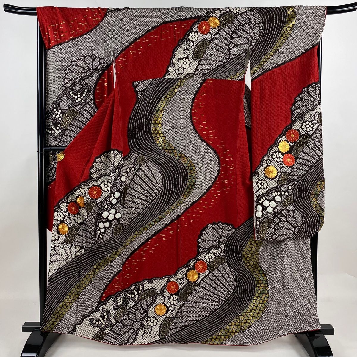 振袖 身丈162cm 裄丈66cm M 袷 菊 雪輪 刺繍 絞り 赤 正絹 美品 逸品  