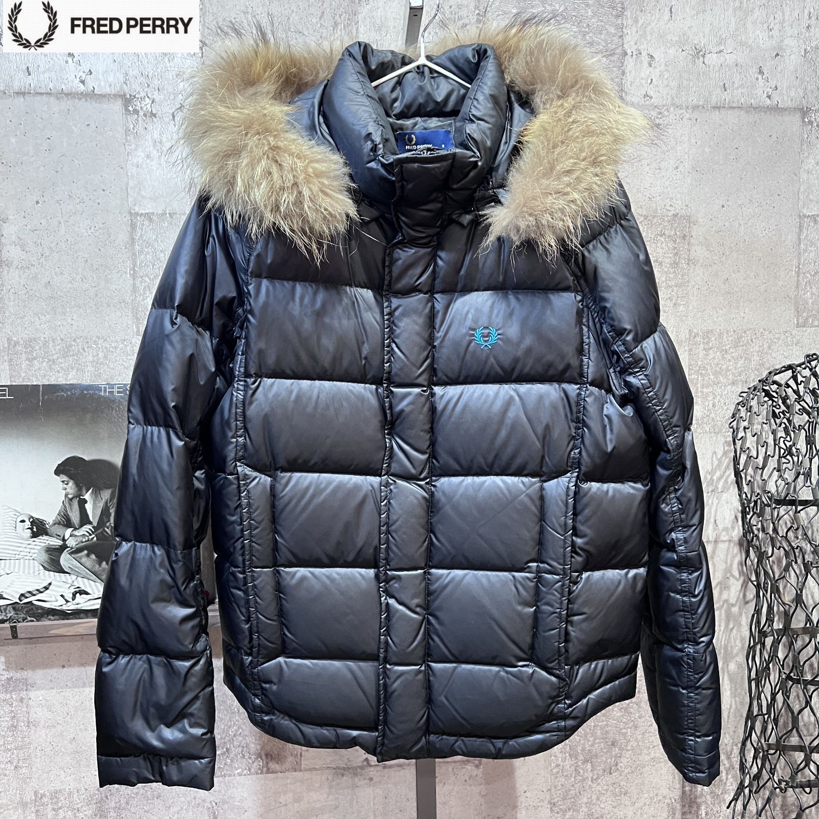 FRED PERRY ブラック ダウンジャケット FRED PERRY（ダウンジャケット）のフリマアイテム一覧