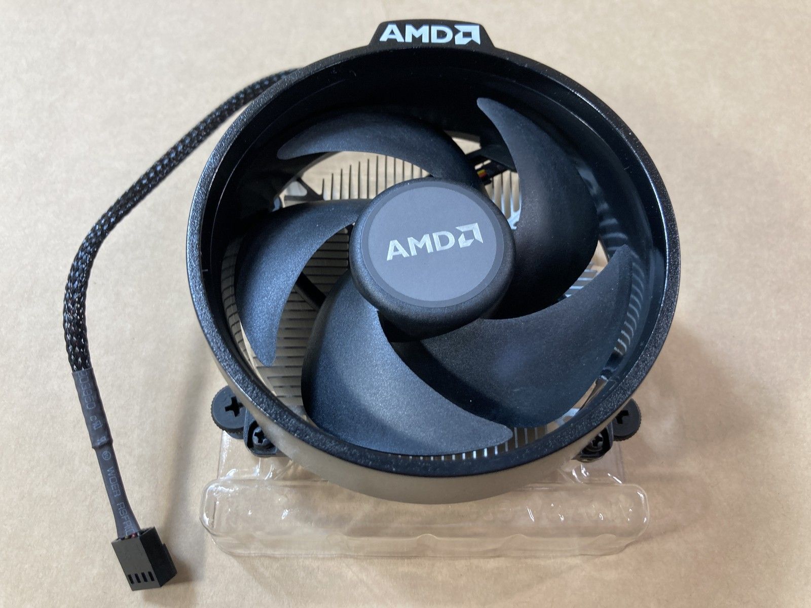 AMD Ryzen 5 3500 + AMDクーラー AMD Ryzen 5 3500 BOX 付属純正CPU