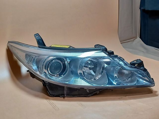 DAA-AHR20W エスティマハイブリッド 純正ヘッドライト 左右セット エスティマ DAA-AHR20W 右ヘッドランプ⁄ヘッドライト KOITO 81110