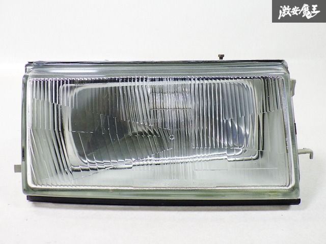 右ヘッドライト AE86 レビン