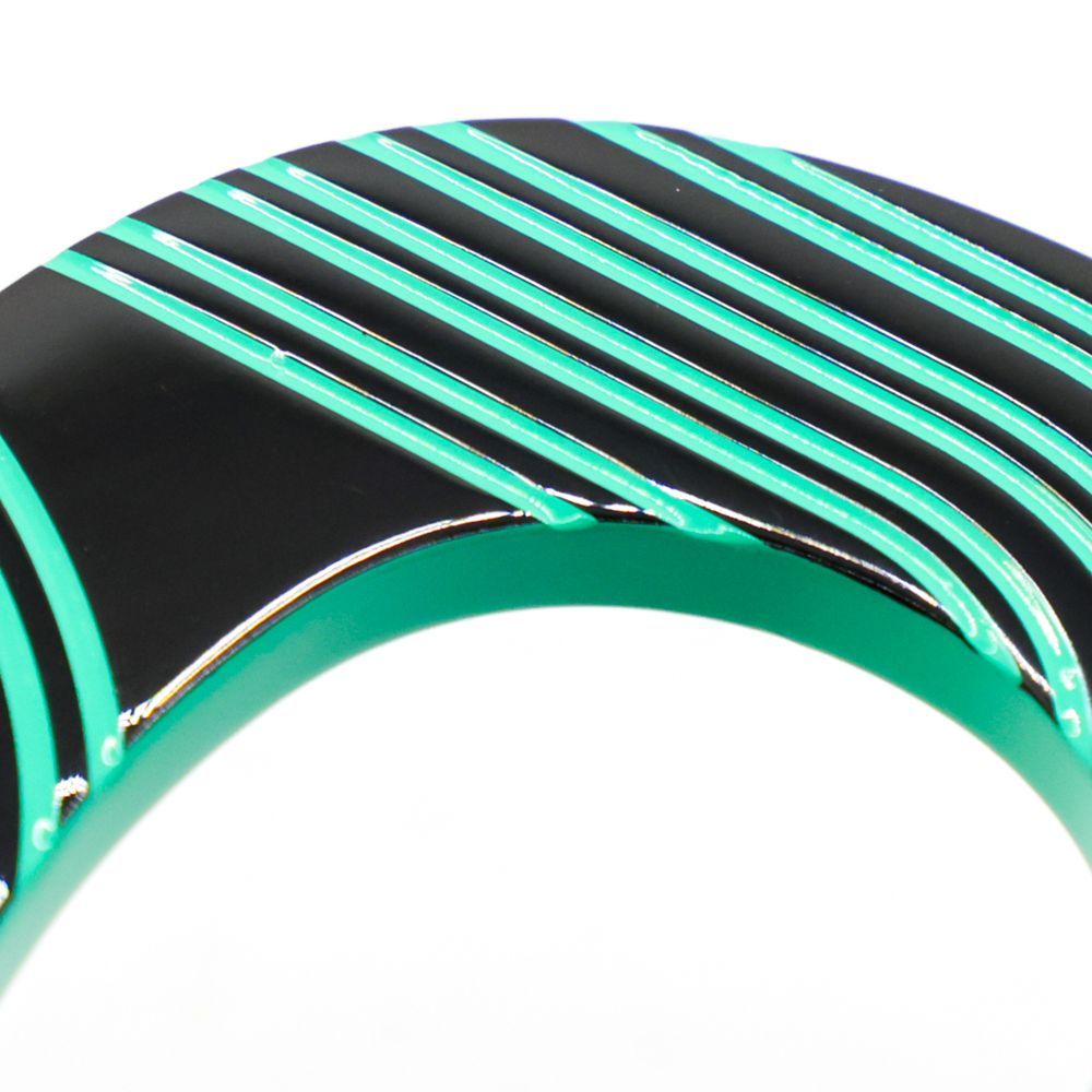 エルメス イスム　バッファローホーン　グリーン ペンダント エルメス イスム ペンダント バッファローホーン カーキ