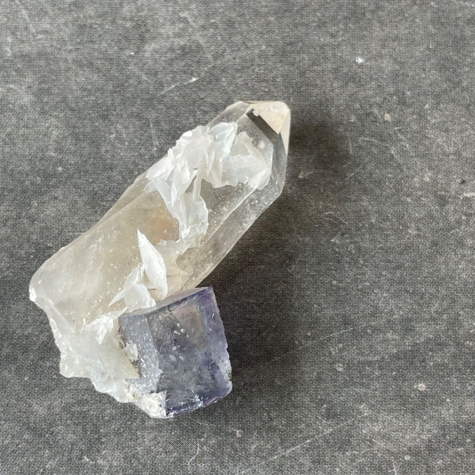フォロー割あり】中国 ヤオガンシャン産♦︎Fluorite フローライト 