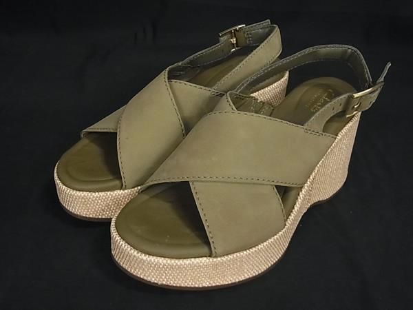 極美品 Clarks クラークス スエード ウェッジソール サンダル ヒール サイズ 6 1/2 (約23.5cm) 靴 シューズ カーキ系 FG0622