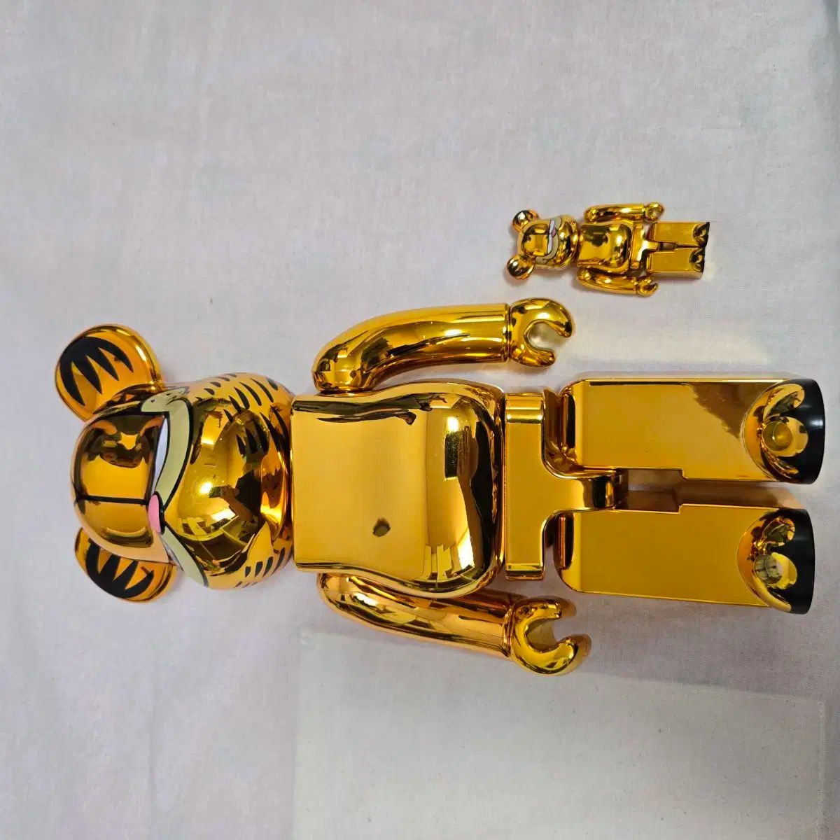 BE RBRICK ベアブリック ガーフィールド クロームバージョン