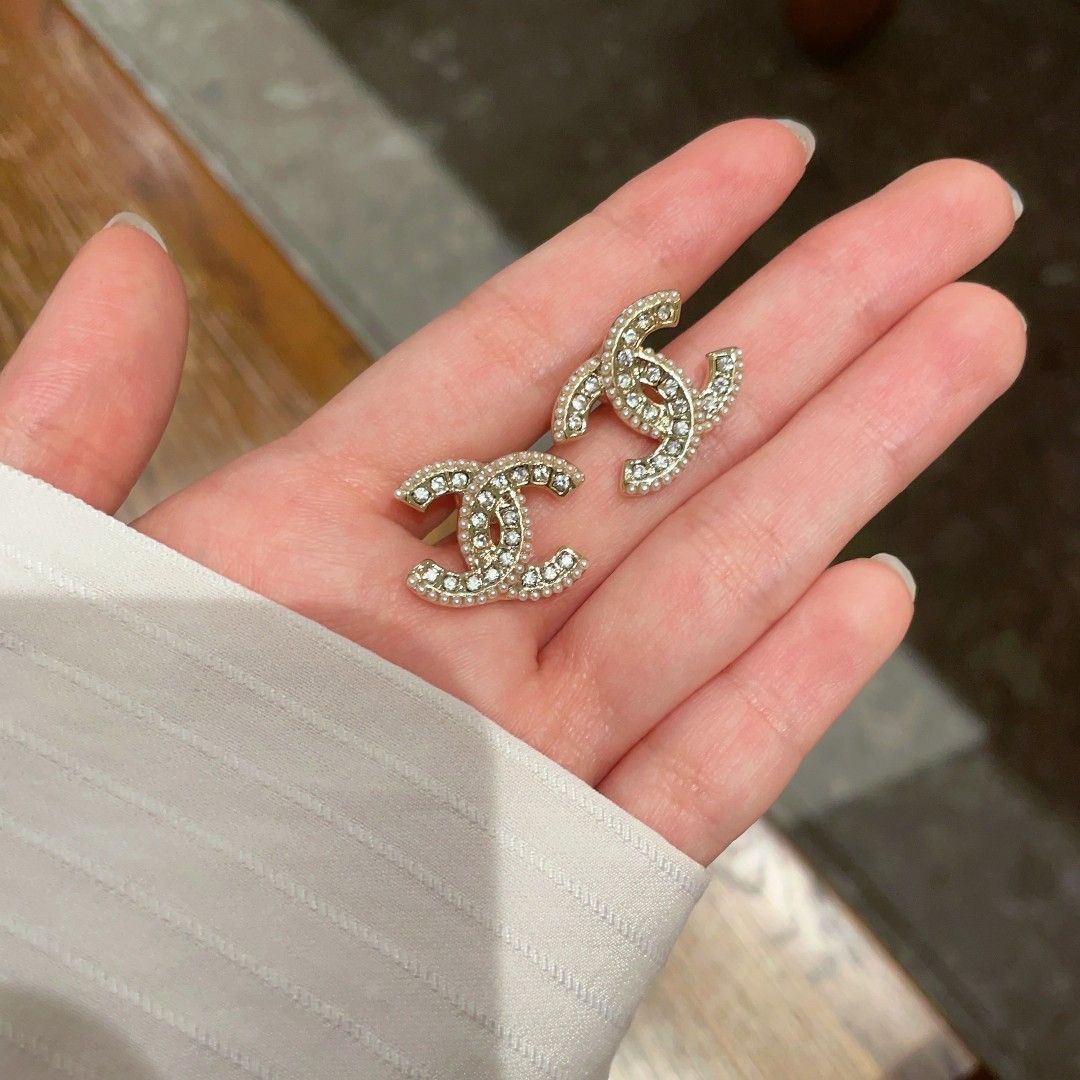 100％品質保障! 今日 Chanel ヴィンテージ アルファベットピアス で 価格-MM輸入 教育