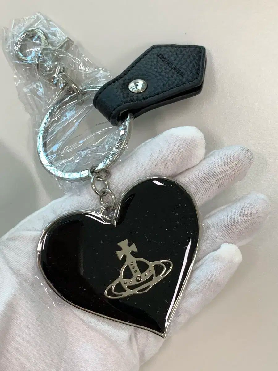 【極美品✴︎未使用級】ヴィヴィアンウエストウッド✴︎ミラーハート✴︎キーリング Vivienne Westwood ヴィヴィアンウエストウッド キーリング