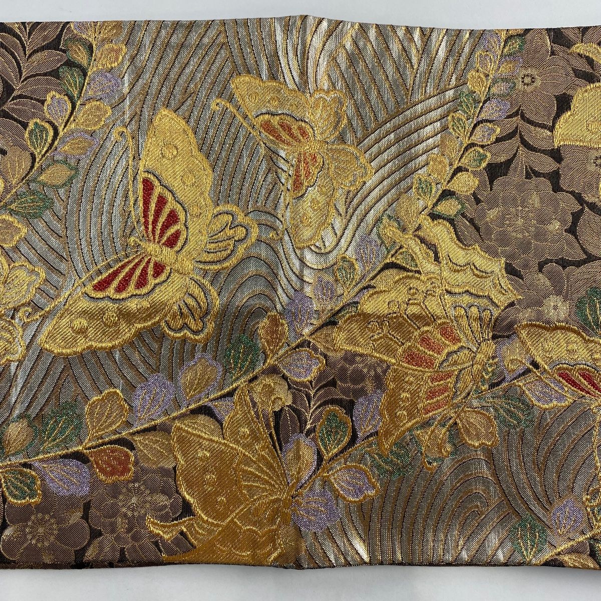 競ナビ】 袋帯 美品 名品 紬地 華文 花唐草 汕頭刺繍 金彩 小豆色 