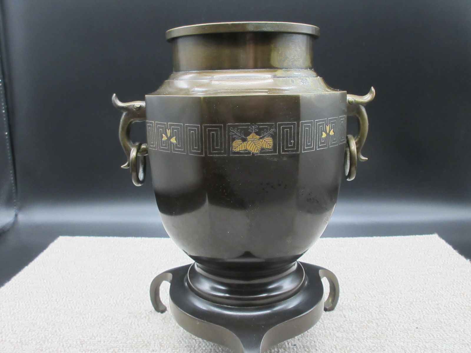 高岡銅器 銅器 鋳銅 中光作 薄端 双耳輪 彫金 花瓶 花器 壺 置物